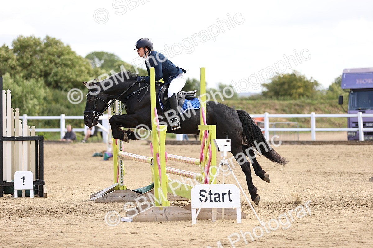 SBM_007512 - Class 2 - 80cm showjumping