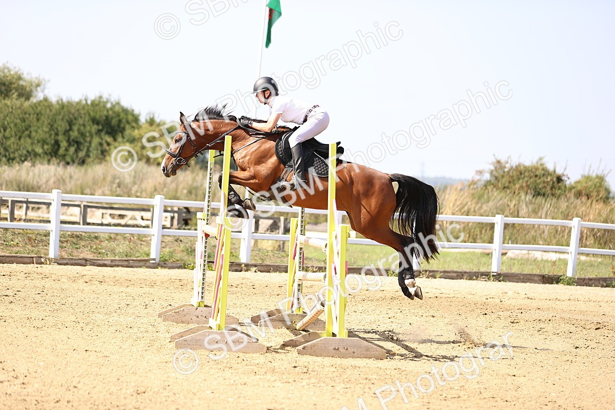 SBM_006924 - Class 13 - Senior Newcomers - 1.10m