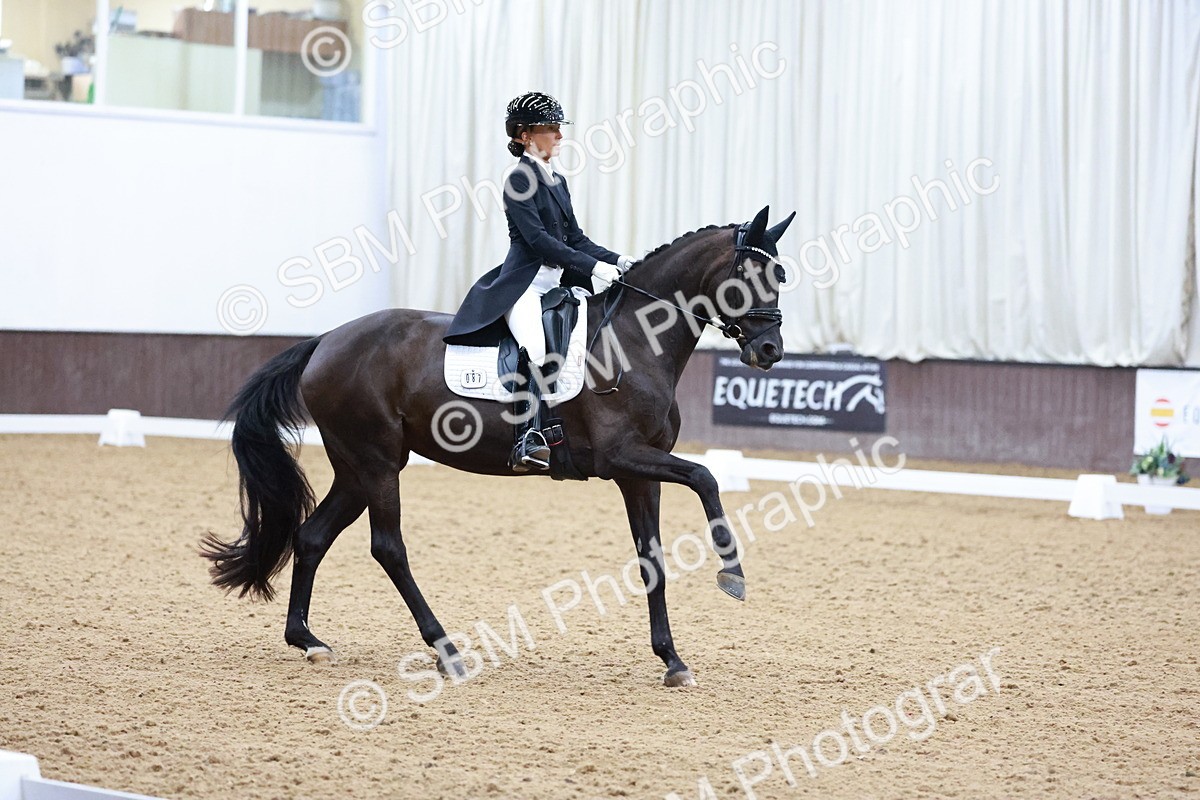 SBM_021191 - Class 14 - FEI Grand Prix - 17.40-18.34