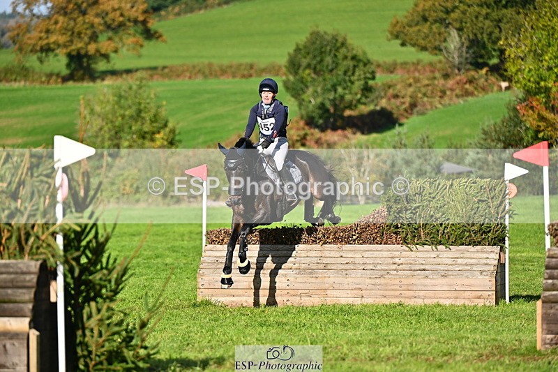 251025A-125406-19301 - F-452-Suzy.Stoneman