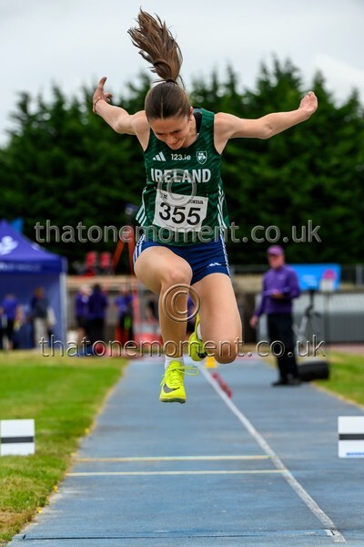 Sen25SAT-923581 - Field Female Set Two