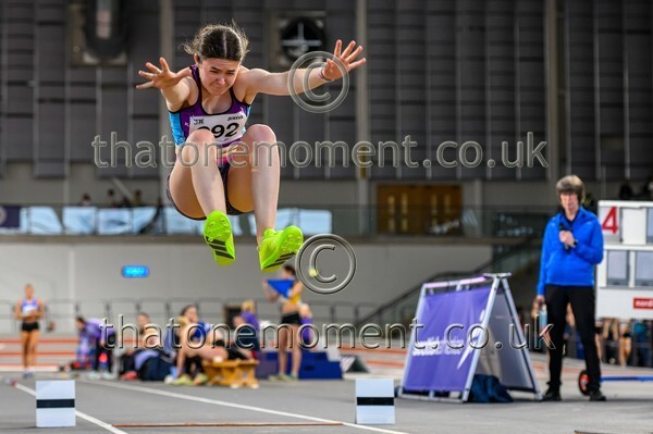 SeniorInd25-918686 - Field Female