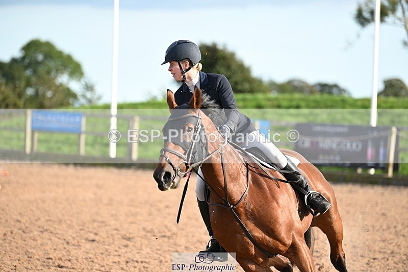 240913A-170145-05263 - Cls 19 Snr 1m Open Speed Derby