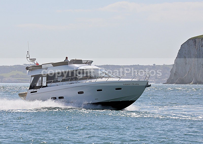 140418 MOON QUAY SEALINE F42 WT7A8058 - Flybridge Cruisers
