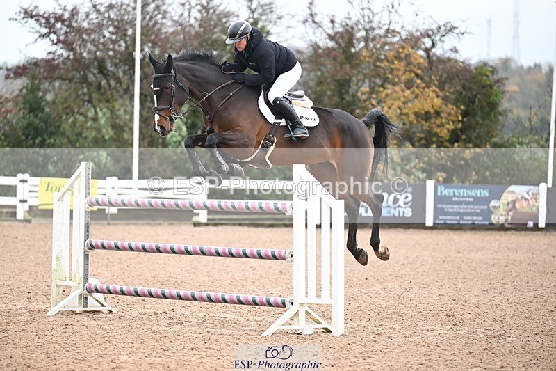 251105-141305-00812 - Cls 06 Fox & 1.20m