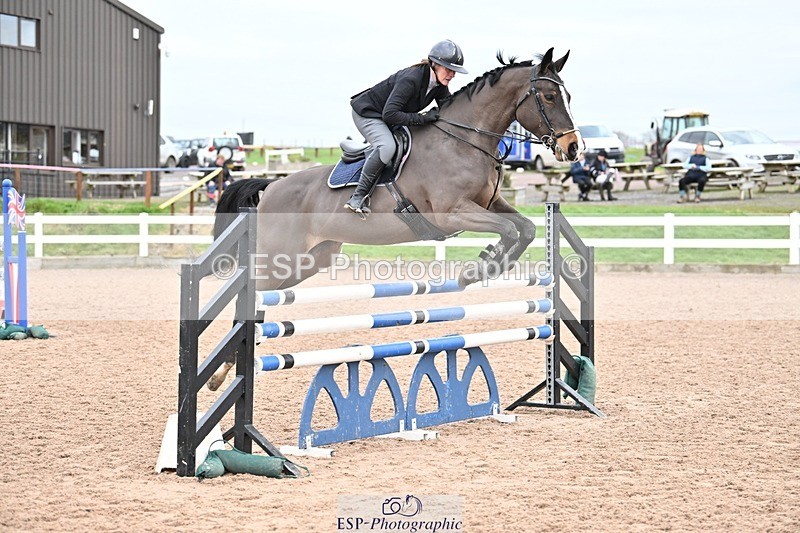 250112-134100-01536 - Cls 20 Newcomers and 1.10m Open