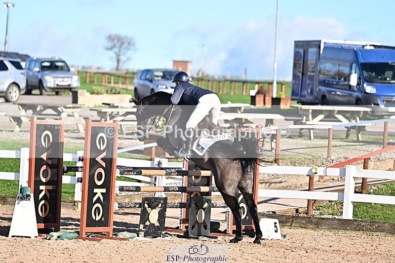 251119-132202-00455 - Cls 4 Newcomers and 1.10m Open