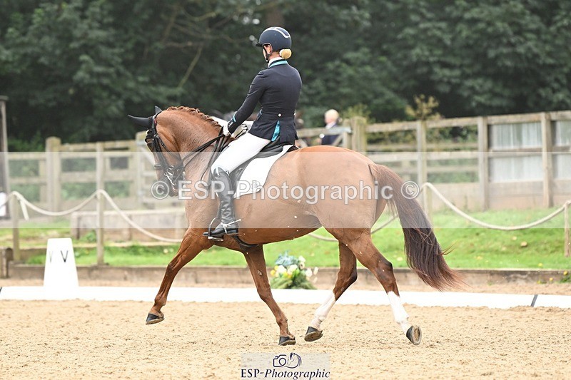 240811-113509-05546 - 243-Jessica.Davies-Kadanz.II