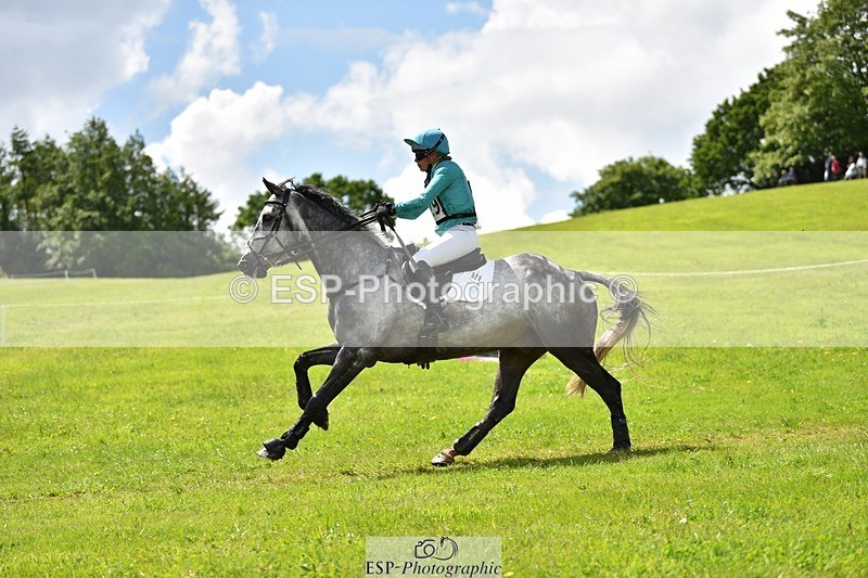 240526-121940-21599 - 529-SBH_BIG_WALL-Izzy_Taylor