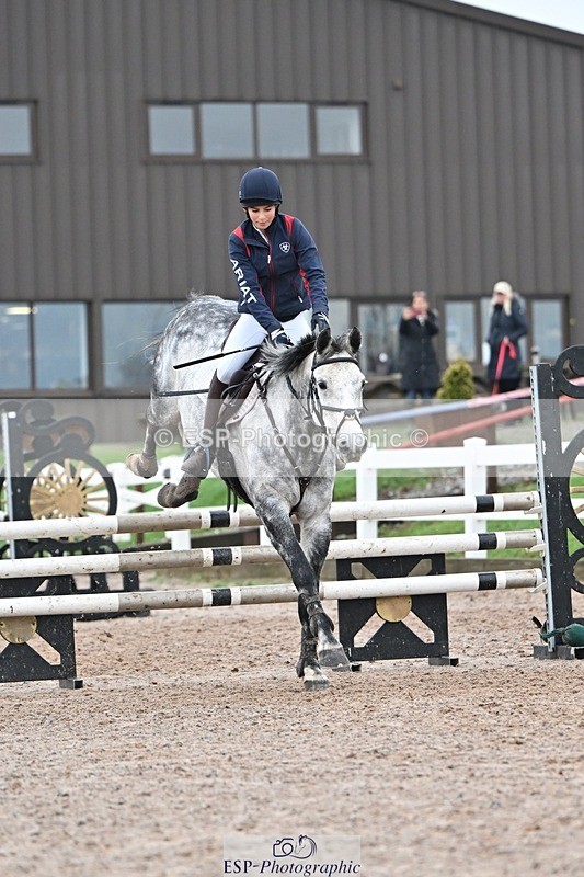 251115-134034-00937 - Cls 16-18 Children on Horses