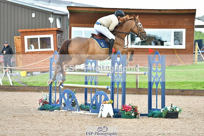 230723A-094421-10636 - Cls 4, 2 Star Small 1.30m