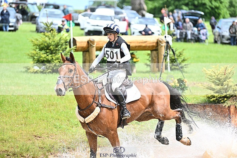 240526-141731-23889 - 501-BRUNO_FG-Edie_Campbell