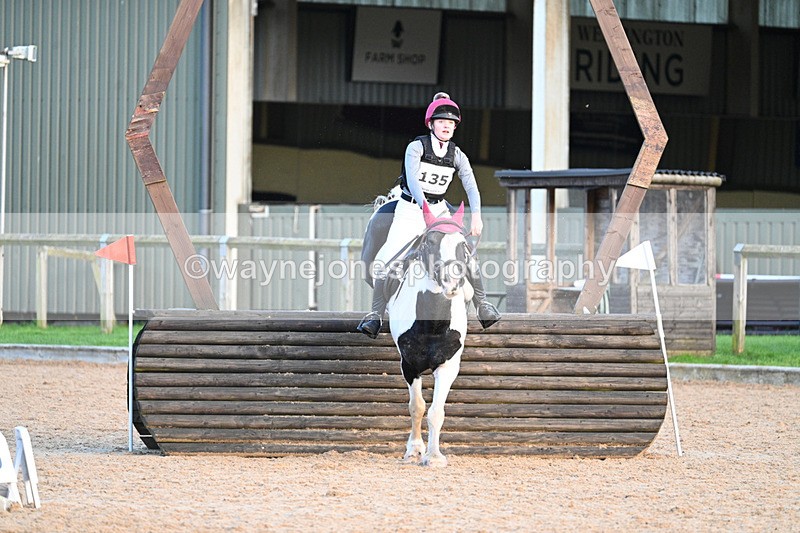 WJ7_7112 - Time 17:12 to 17:30