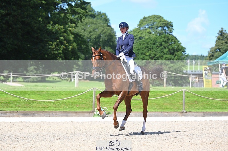 230811-115638-01123 - Cls 4 Adv Medium Silver