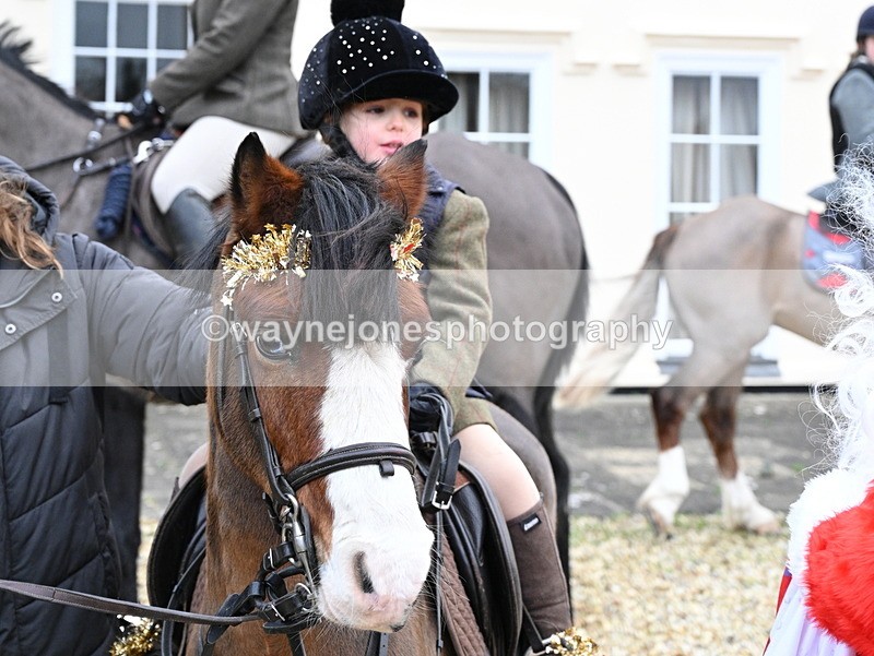 WJ7_9310 - Berks & Bucks Lead Rein - Hendred House 22-12-14