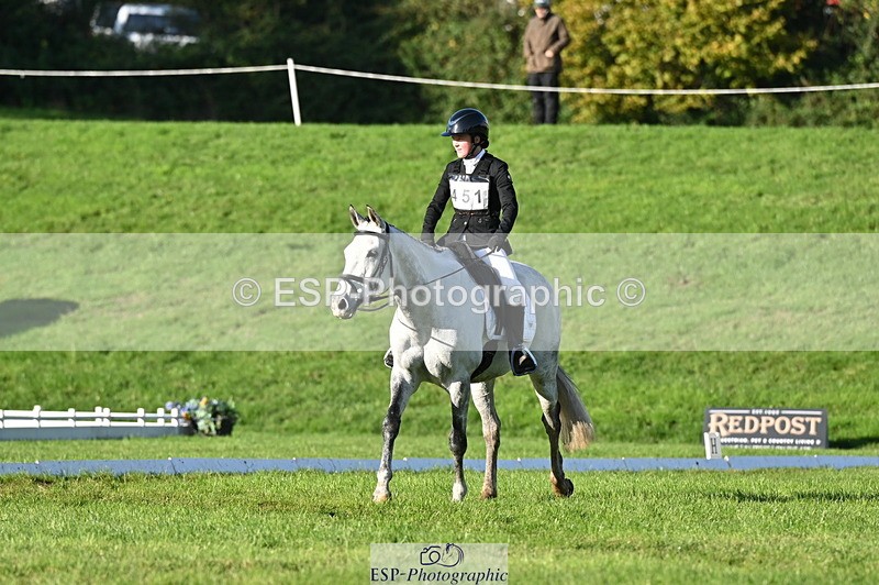 251024A-100353-07966 - F-451-Olivia.Clothier