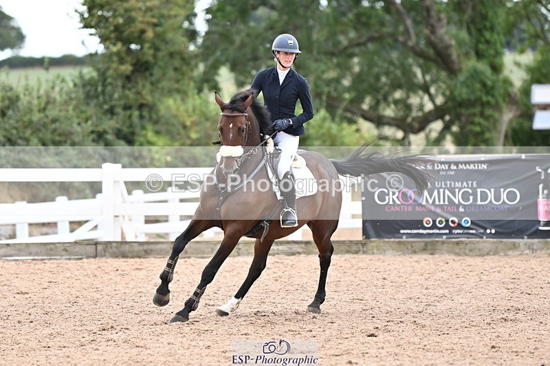 250820B-125502-00647 - Cls 4 Newcomers and 1.10m Open