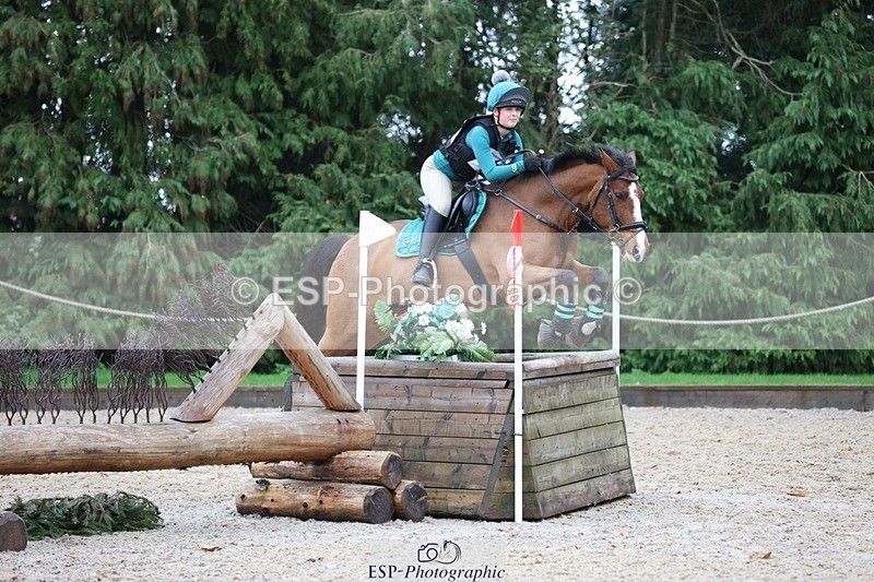 231118-140208-02104 - Cls 3 90cm