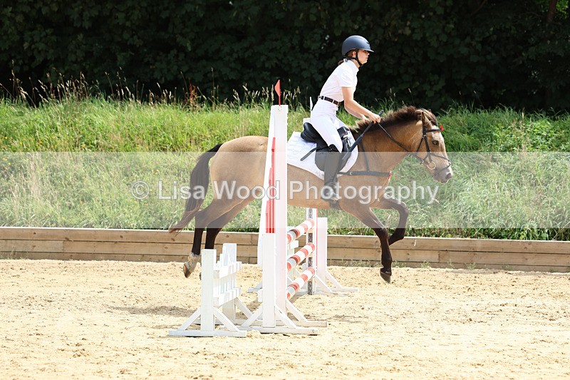 3E7A3538 - Class 8: 80cm Junior