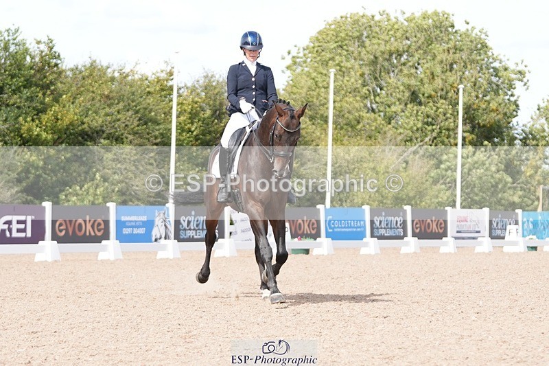 250906-134056-03362 - 113-Nicole.JahanshahiVirtual.Attraction