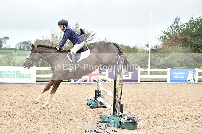 231013A-131250-01740 - Cls 3 1.05m Amateur Quali