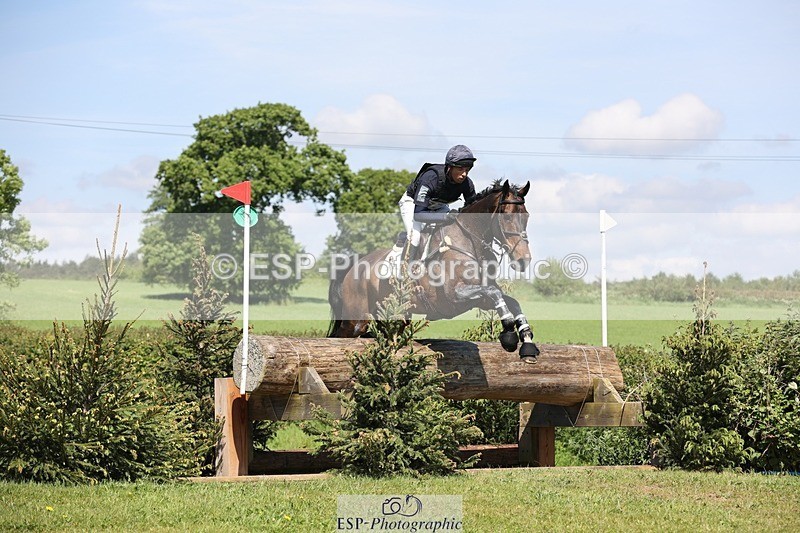 240525-105819-12540 - 323-EMERALD_ENDEAVOUR-Harry_Dzenis
