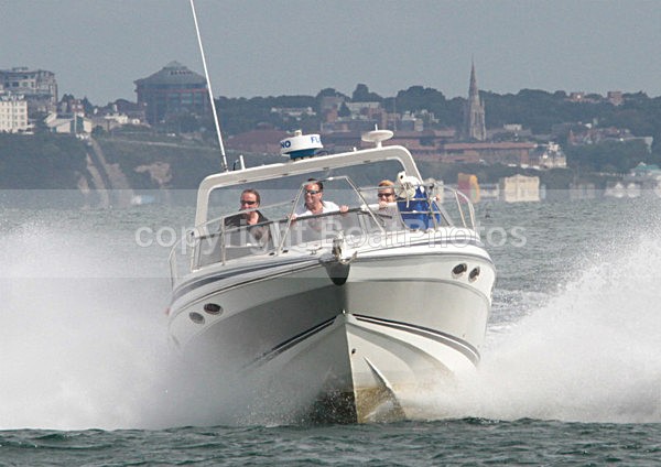 110829 AQUILA SUNSEEKER IMG_2504 - Motorboats - Open