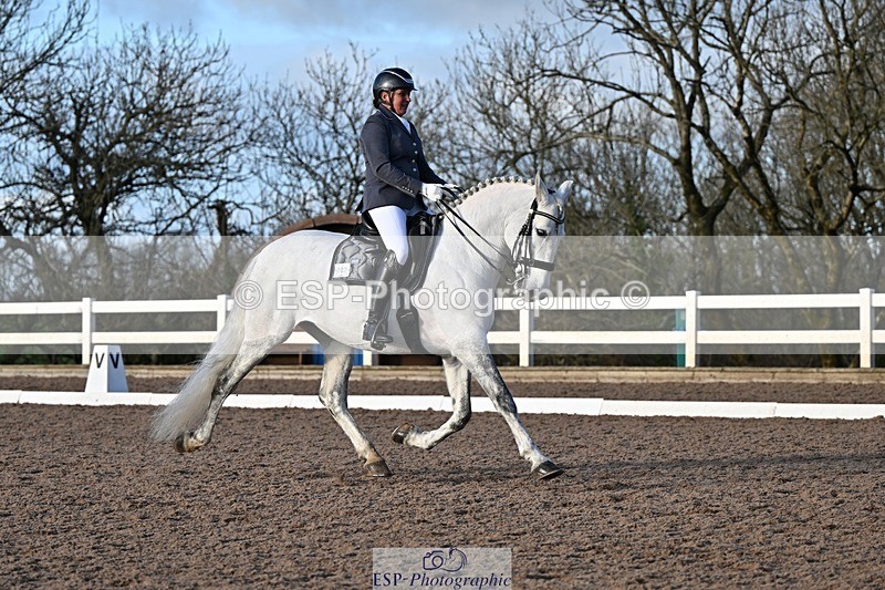 241214-135230-02628 - 102-PAULA.LEE-Deseado.Santo