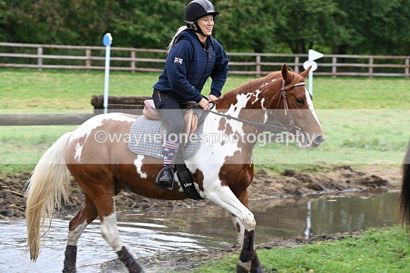 WJ6_6528 - Time at Photographer 12:41 to 13:05