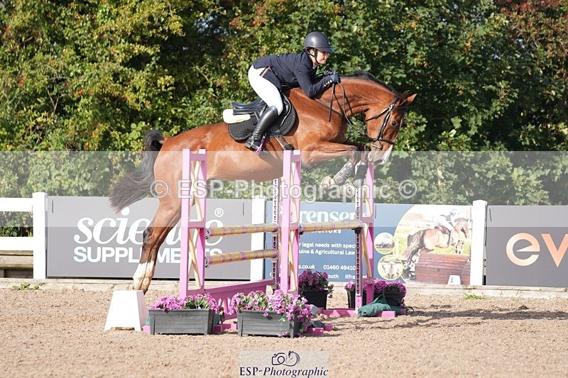 250911-101221-00153 - Cls 9 Snr British Novice and 90cm Open