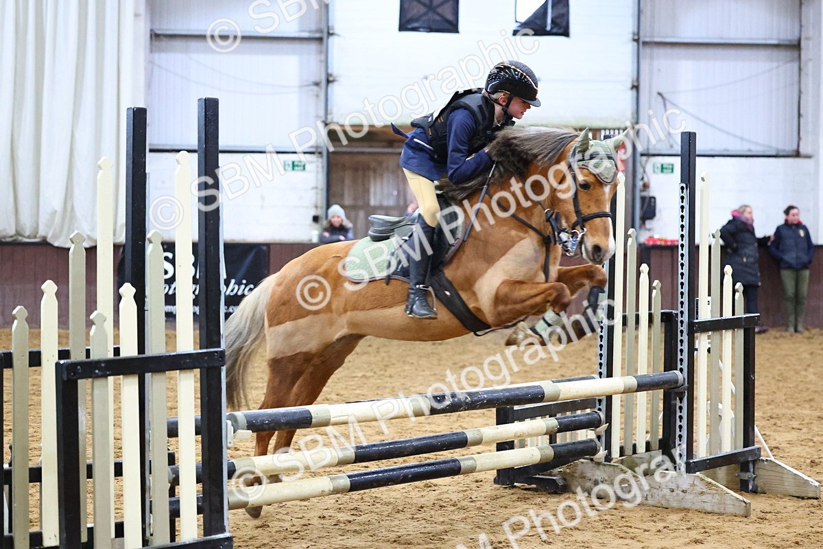 SBM_001510 - Class 4 - Festive Fences - 70cm