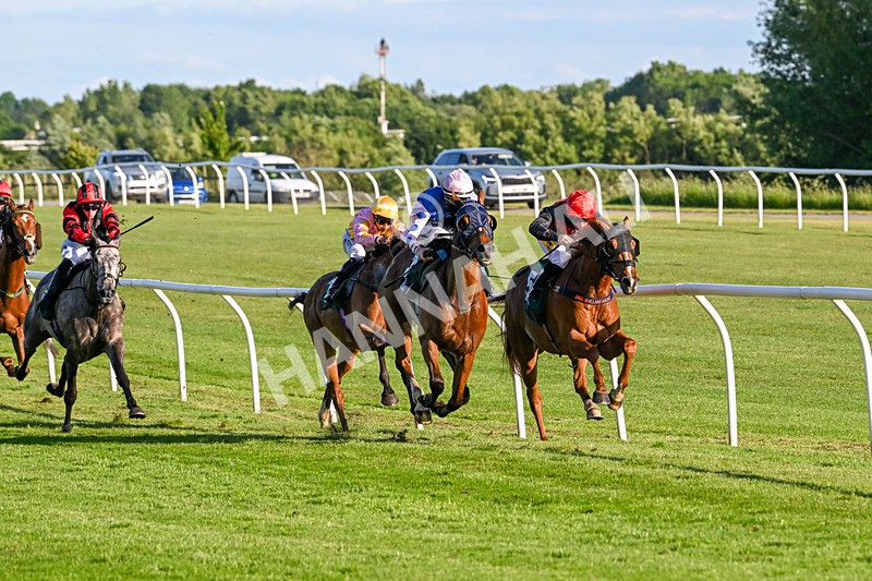 300525-Race 3-Star Legend-7427 - Race 3