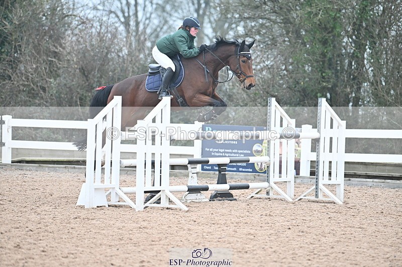 240113A-133507-02229 - Cls 12 Newcomers and 1.10m Open