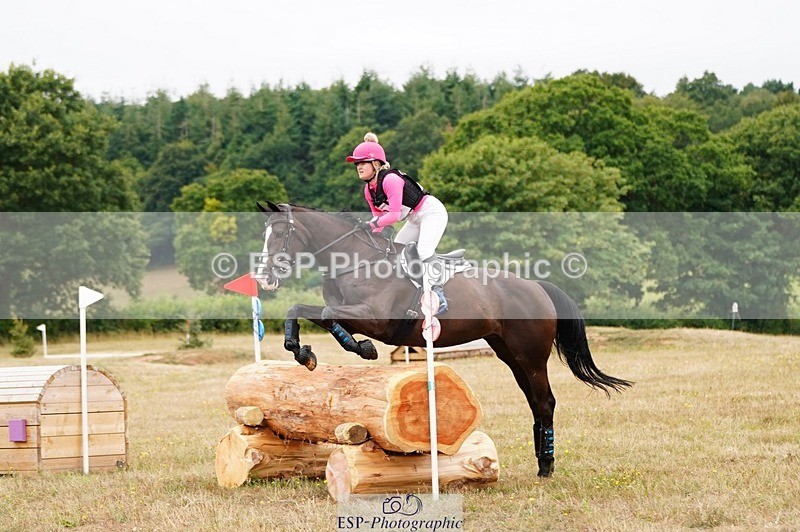 250803A-104206-10307 - L-504-Chloe.Williams-FIRST.LADY