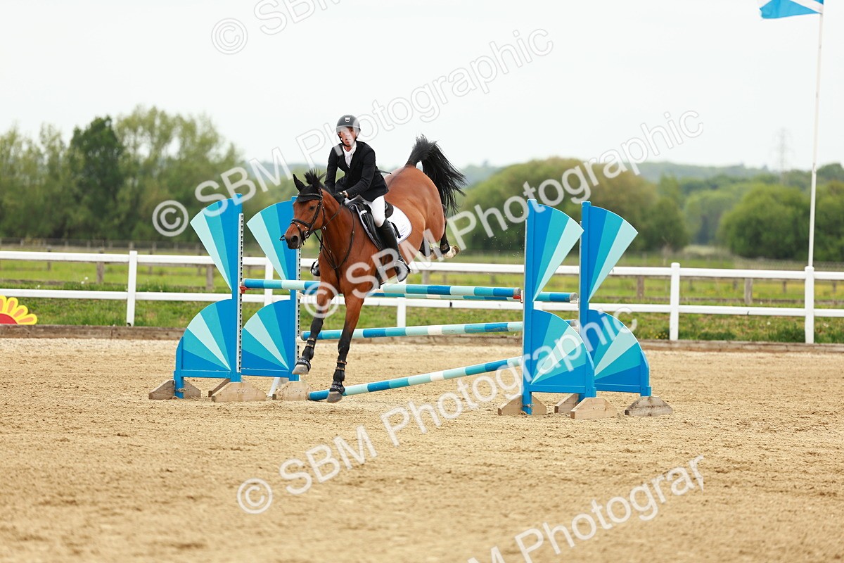SBM_000941 - Class 5 - Senior Foxhunters - 1.20m