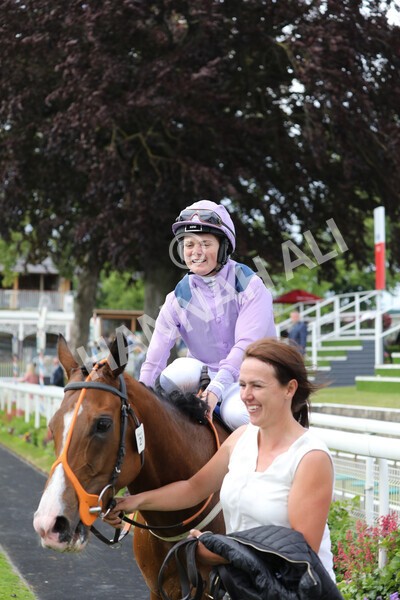 yr11062022r8-42 - Race 8 5.25pm Clean up with PPS Stakes