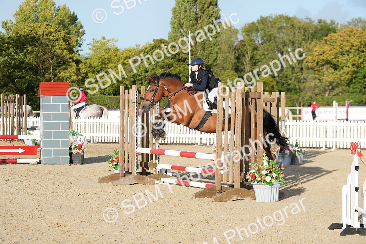 SBM_29355 - J44 - Horse & Hound Open 70cm