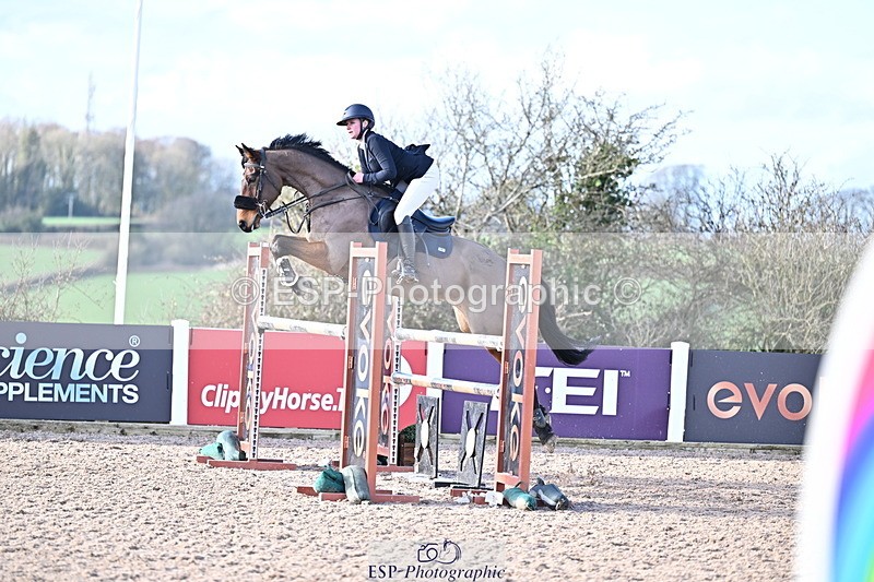 260204A-135547-00407 - Cls 5 Foxhunter and 1.20m