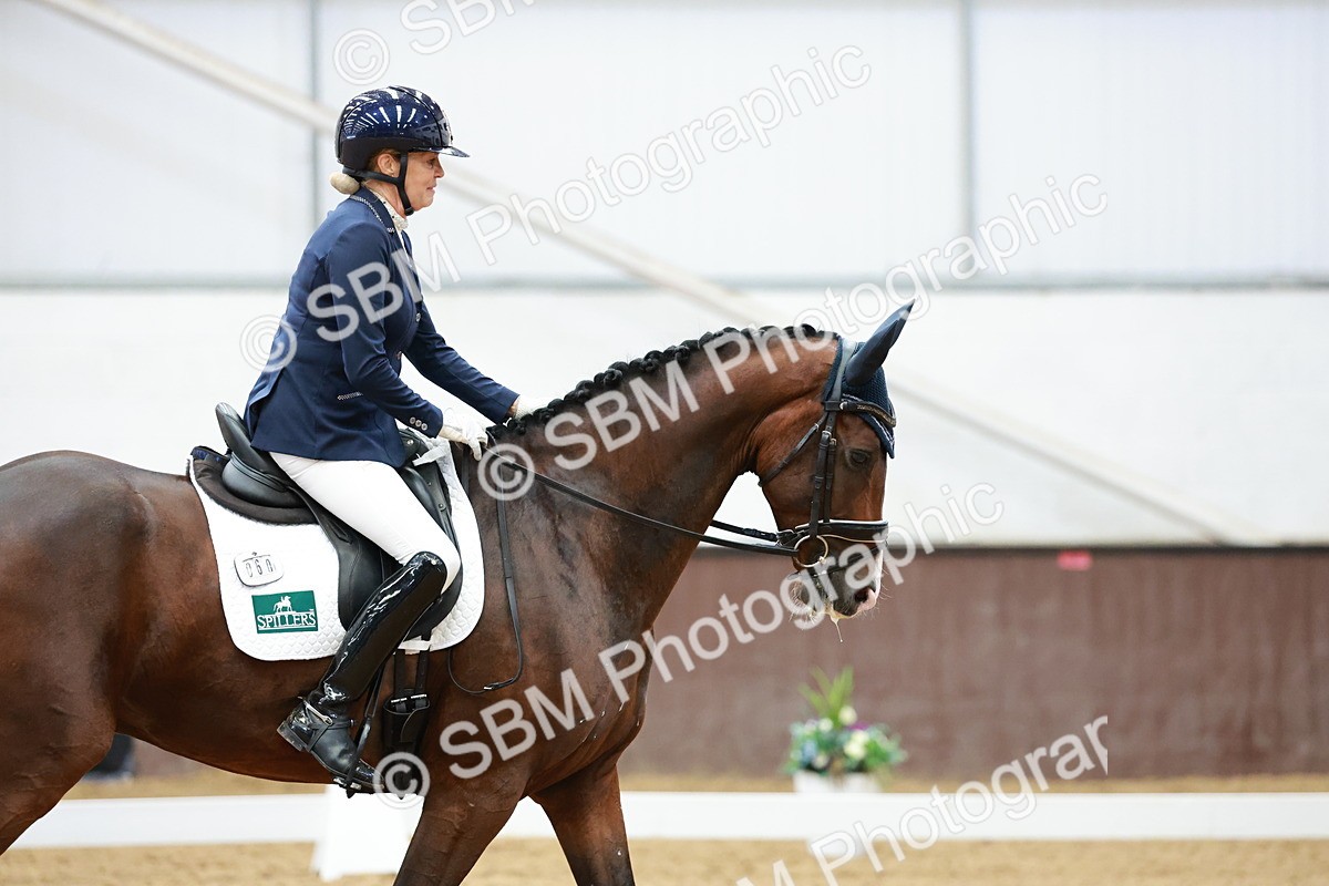 SBM_003932 - Class 1 - Prelim 6 - 10.40-11.50