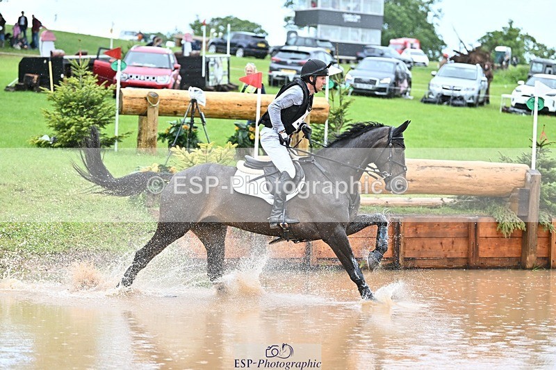 240526-143452-24077 - 507-DASSETT_ROCK_STAR-Tom_D_Crisp