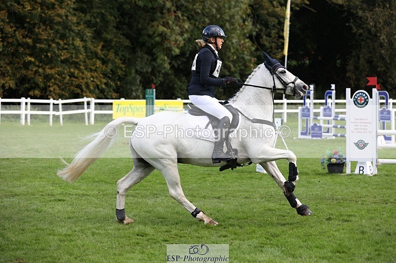 231022-131646-27609 - 403-KILLEA.LARK.GIRL-Joanna.Jones-TrotUp+SJ