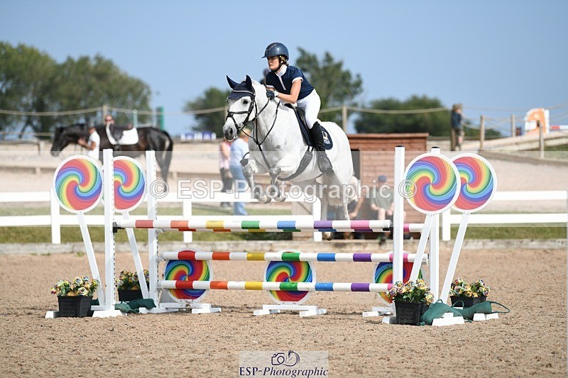 250725-162213-03893 - Cls 10 1.05m Amateur Quali