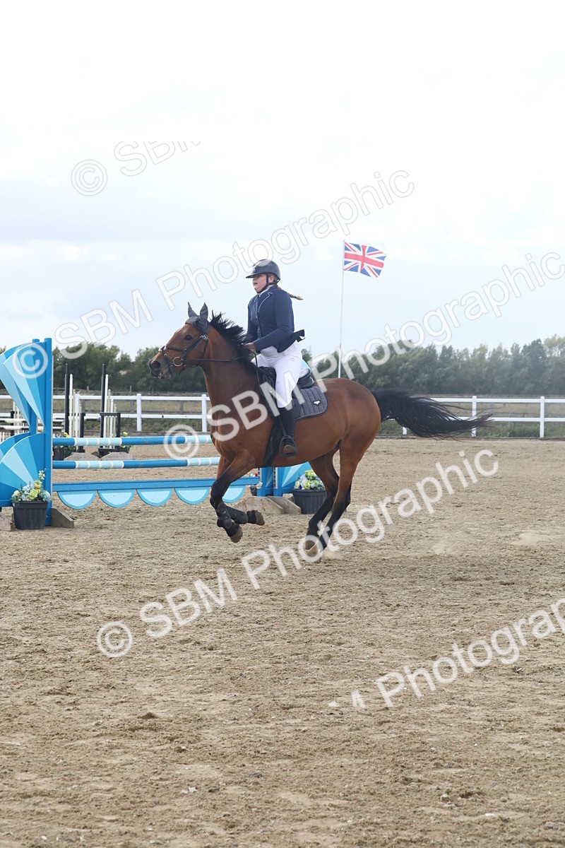 SBM_008067 - Class 12 - 90cm Champs