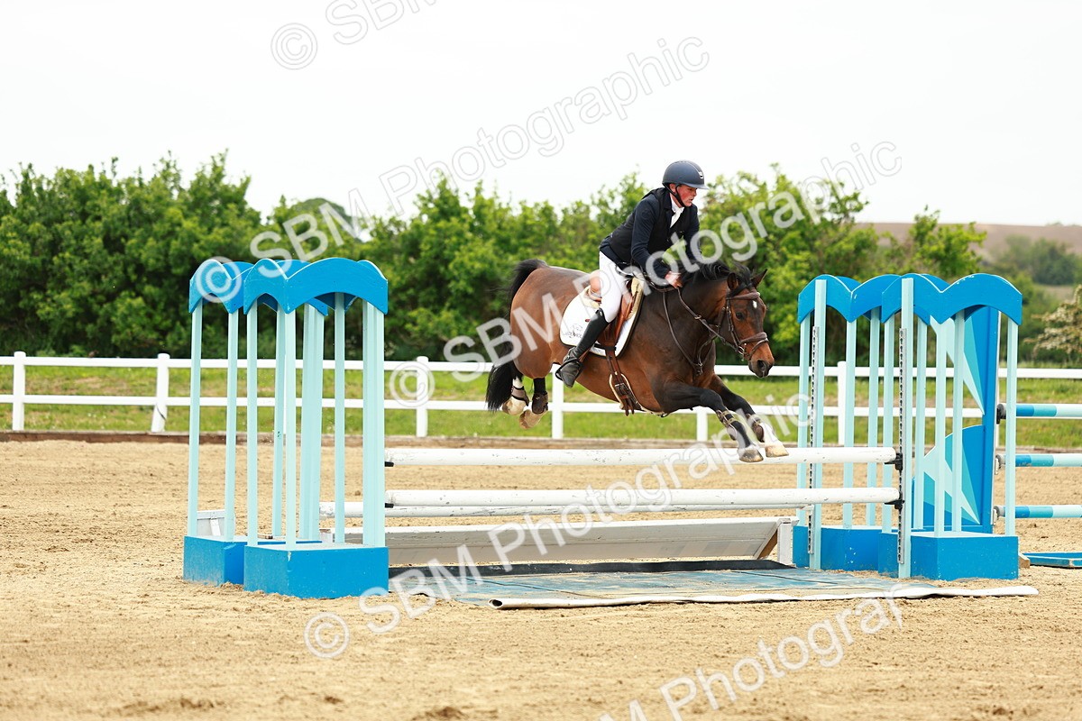 SBM_001103 - Class 4 - Senior Newcomers - 1.10m