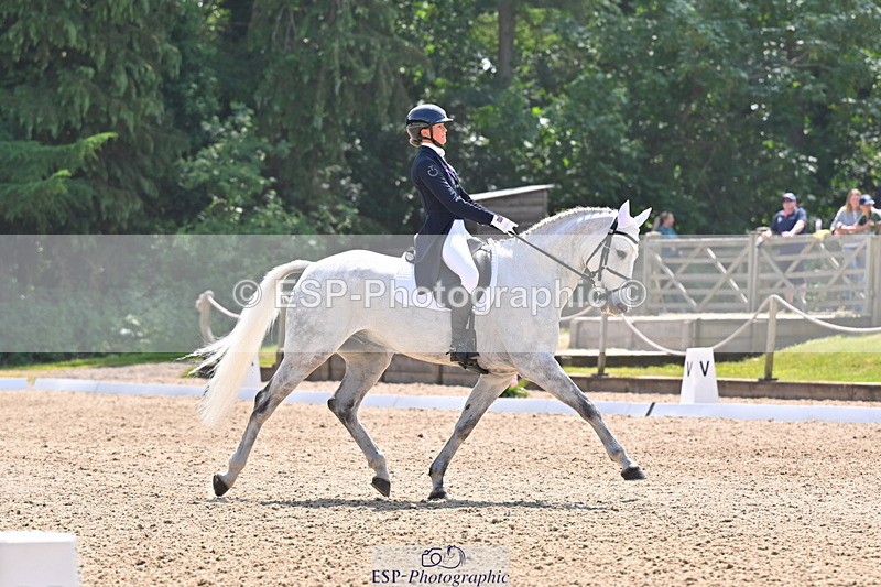 250523A-144102-07642 - A-051-Jemima.Howden-VAN.KAUNITZ