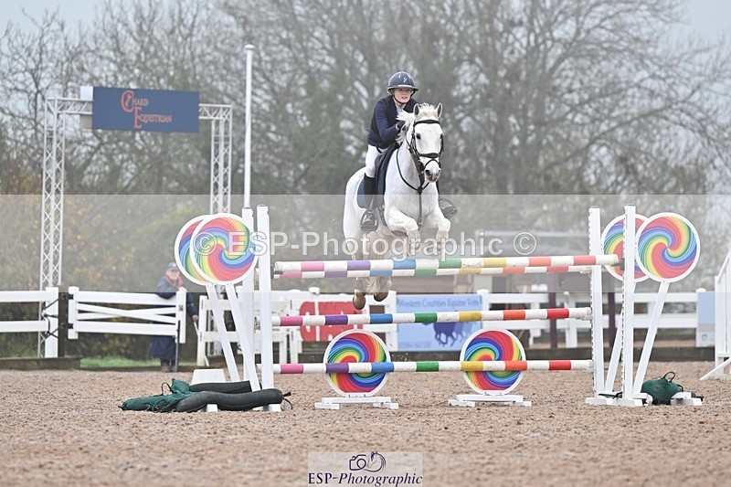 251115-131705-00916 - Cls 14+15 Junior 1.20m and 148cm