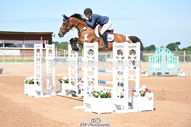 240719A-110212-10402 - Cls 2, 3 Star Small Tour 1.40m