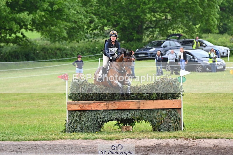 250524A-122708-10194 - B-325-Kat.Raybould-MONBEG.SHELBY