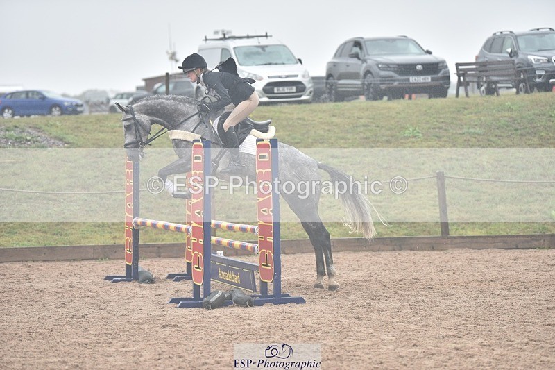 250830-144604-03677 - G-324-Alice.Lloyd-Evans