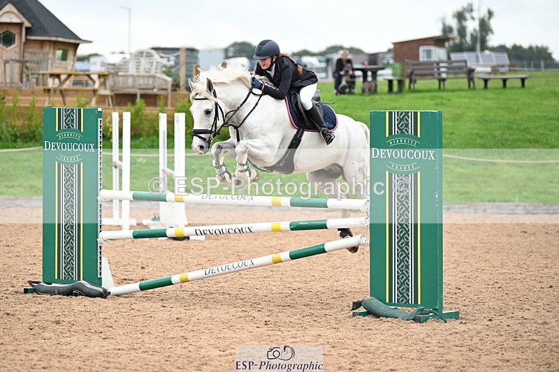 240907A-144030-02419 - Cls 4 Pony Big Team 95cm & 1.05m